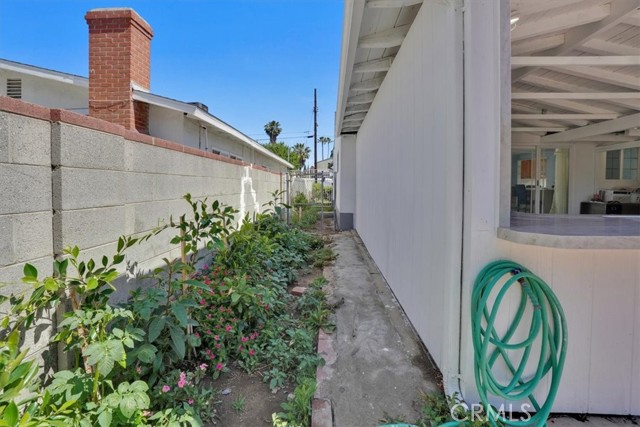 Detail Gallery Image 43 of 58 For 15330 Hart St, Van Nuys,  CA 91406 - 4 Beds | 4 Baths