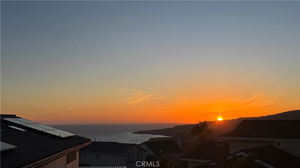 https://media.crmls.org/medias/33c0d5ed-4488-4c91-885e-4889e987df89.jpg?preset=X-Large