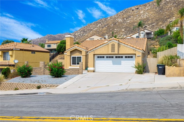 Detail Gallery Image 13 of 31 For 22098 Spring Crest Rd, Moreno Valley,  CA 92557 - 3 Beds | 2 Baths