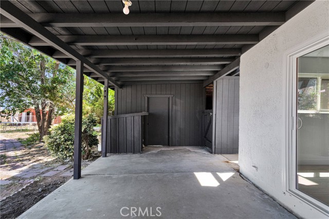 14855 Flathead Road, Apple Valley CA: https://media.crmls.org/medias/33c1c3dd-4b40-4c9e-85f9-9d4932e5eadf.jpg