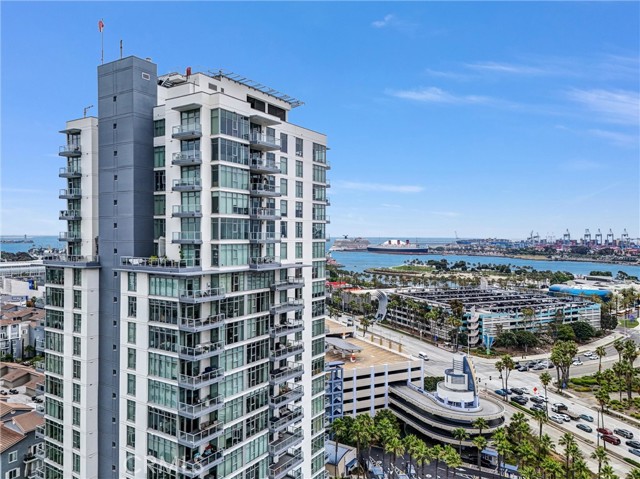 Detail Gallery Image 2 of 47 For 400 W Ocean Bld #2004,  Long Beach,  CA 90802 - 2 Beds | 2 Baths