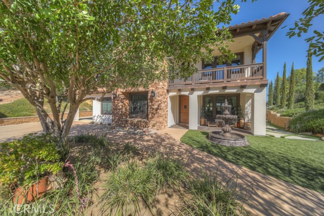 Detail Gallery Image 3 of 73 For 37775 via Baya, Murrieta,  CA 92562 - 5 Beds | 4 Baths