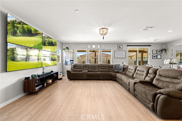 Detail Gallery Image 14 of 72 For 30305 Slate St, Murrieta,  CA 92563 - 5 Beds | 3 Baths