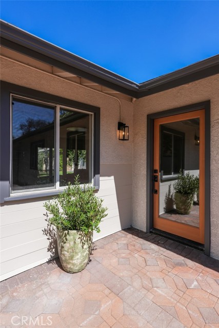 1393 Navarro Avenue, Pasadena CA: https://media.crmls.org/medias/33c3da90-d96e-45a4-83c7-747076cd9c58.jpg