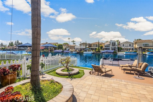 21891 Winnebago Lane, Lake Forest CA: https://media.crmls.org/medias/33c4010f-ff00-4810-ba8a-11b3a52385fd.jpg