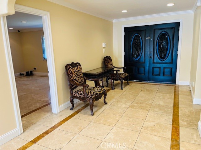 Detail Gallery Image 2 of 48 For 6201 Corbin Ave, Tarzana,  CA 91356 - 5 Beds | 4 Baths