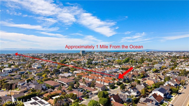 Detail Gallery Image 46 of 51 For 2421 E 16th #1,  Newport Beach,  CA 92663 - 4 Beds | 2/1 Baths