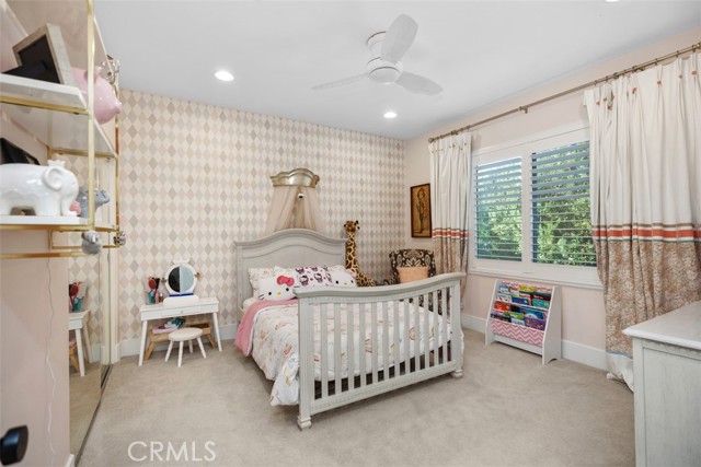 1 Roberts Drive, Coto de Caza CA: https://media.crmls.org/medias/33c58c18-b8b5-4aa5-8b88-967632029a33.jpg