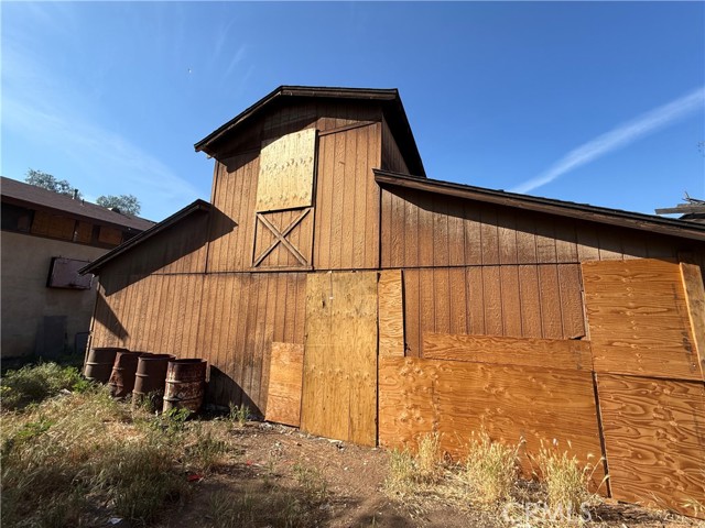 Detail Gallery Image 7 of 14 For 5701 Norwood, Riverside,  CA 92505 - 2 Beds | 2 Baths