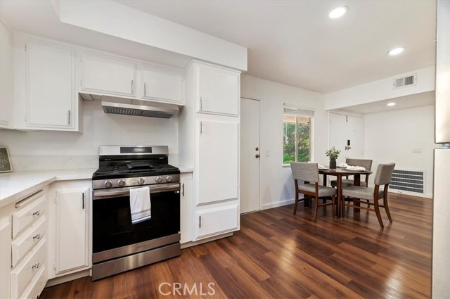 Detail Gallery Image 15 of 44 For 770 Libby Dr, Riverside,  CA 92507 - 7 Beds | 3 Baths