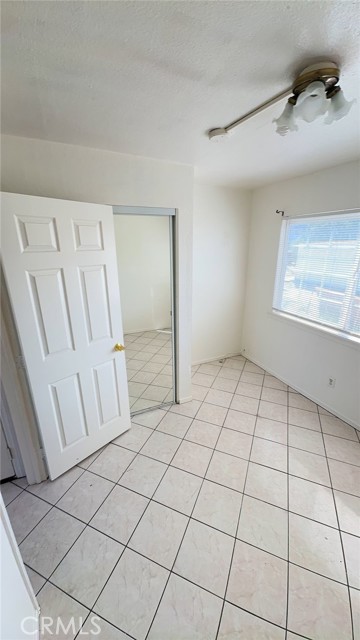33119 Jamieson, Lake Elsinore CA: https://media.crmls.org/medias/33c77d60-195b-42ca-8c00-38eeb032f7a4.jpg