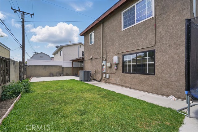 Detail Gallery Image 21 of 25 For 9334 Pioneer Bld, Santa Fe Springs,  CA 90670 - 4 Beds | 2 Baths