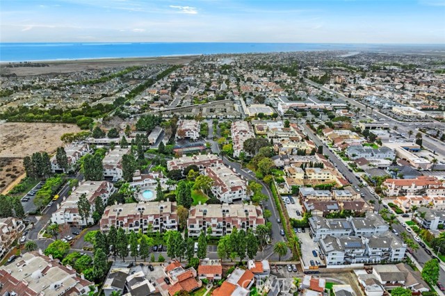 Detail Gallery Image 40 of 55 For 17151 Corbina Ln #203,  Huntington Beach,  CA 92649 - 1 Beds | 1 Baths