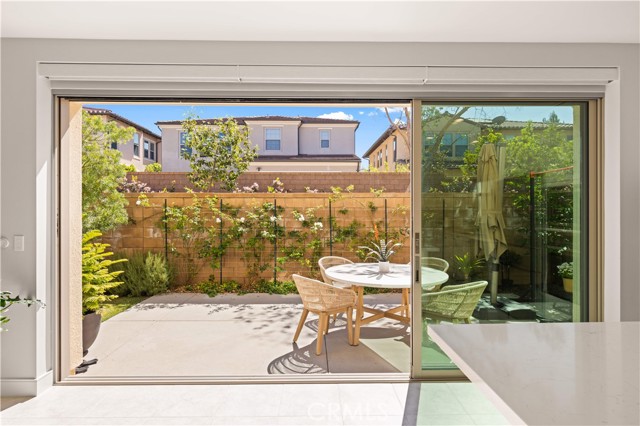 Detail Gallery Image 32 of 73 For 60 Rotunda, Irvine,  CA 92620 - 4 Beds | 3/1 Baths