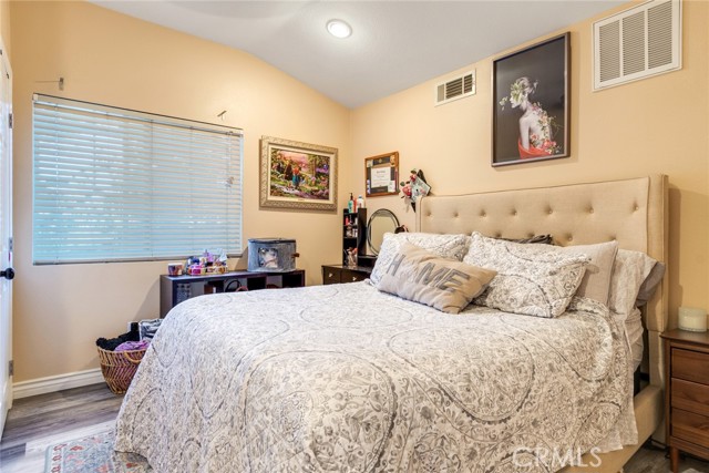 Detail Gallery Image 24 of 38 For 25183 Forest St, Corona,  CA 92883 - 4 Beds | 3 Baths