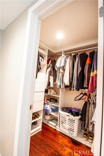 807 El Redondo Avenue, Redondo Beach CA: https://media.crmls.org/medias/33cabaa5-0447-4ef2-bb6a-f6baed35ec3d.jpg