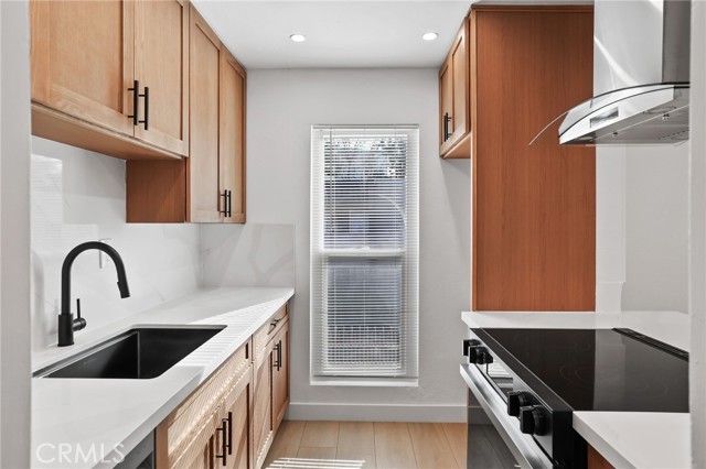 Detail Gallery Image 4 of 26 For 1030 W Macarthur #90,  Santa Ana,  CA 92707 - 0 Beds | 1 Baths