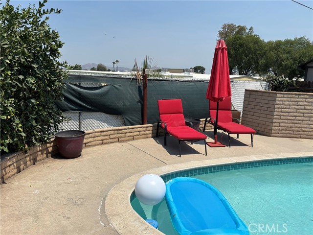 389 E Rancho Road, Corona CA: https://media.crmls.org/medias/33cb156a-39ee-4812-9f51-f81bd4c5c94f.jpg