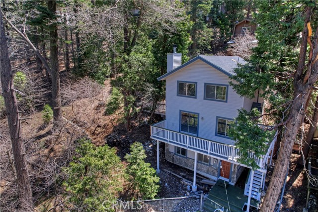 Detail Gallery Image 2 of 41 For 835 Lake Dr, Lake Arrowhead,  CA 92352 - 3 Beds | 2 Baths