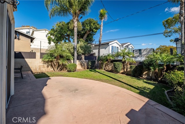 516 Penn, El Segundo CA: https://media.crmls.org/medias/33cbbab4-b72a-48df-99e4-95f0a24d8863.jpg