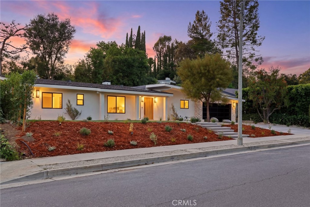4615 El Caballero Drive