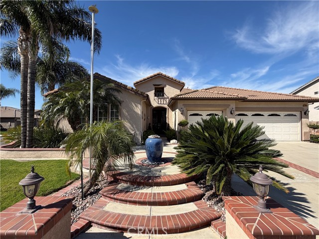 Detail Gallery Image 13 of 27 For 5793 Territory, Corona,  CA 92880 - 4 Beds | 3 Baths