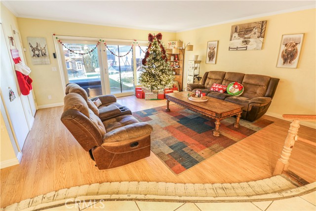 Detail Gallery Image 9 of 22 For 833 S Kouri, Anaheim,  CA 92804 - 3 Beds | 2 Baths