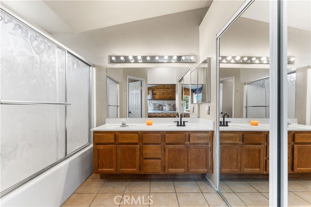 Detail Gallery Image 26 of 34 For 44200 Gillan Ave, Lancaster,  CA 93535 - 4 Beds | 3 Baths