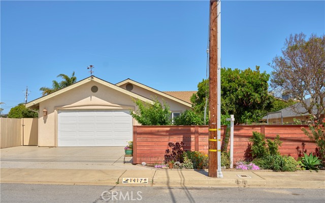 Detail Gallery Image 1 of 26 For 1417 23rd St, Oceano,  CA 93445 - 3 Beds | 2 Baths