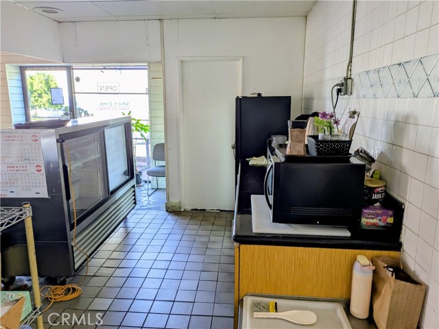  Commercial for Sale in Encino, California