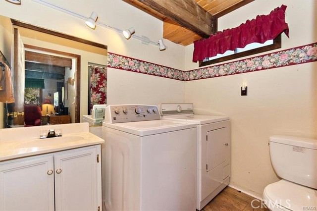 Detail Gallery Image 25 of 29 For 40133 Mahanoy Ln, Big Bear Lake,  CA 92315 - 4 Beds | 2 Baths