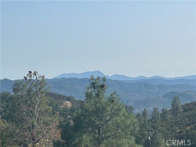 21947 Meriann Drive, Clearlake Oaks CA: https://media.crmls.org/medias/33ce981f-0662-4979-8d0a-82a6b64b433f.jpg