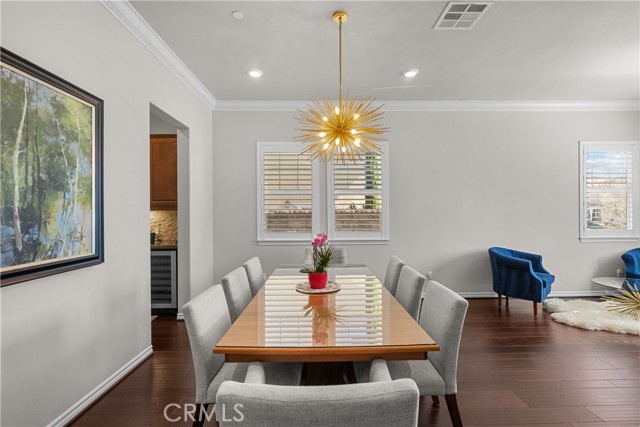 Detail Gallery Image 11 of 71 For 22385 Copper Mountain Ct, Saugus,  CA 91350 - 5 Beds | 5 Baths