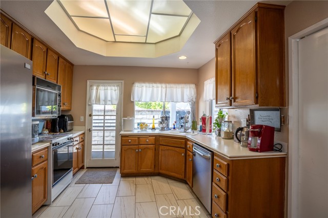 Detail Gallery Image 9 of 25 For 25875 Bellis Dr, Valencia,  CA 91355 - 3 Beds | 2 Baths