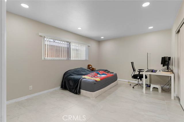 Detail Gallery Image 16 of 46 For 520 S Adria St, Anaheim,  CA 92802 - 4 Beds | 2 Baths