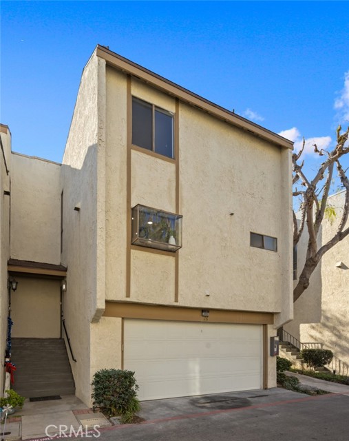 33d12b2e 9b8c 4171 91dd 543c1a9e2c97