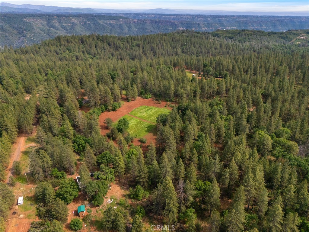 https://media.crmls.org/medias/33d1a327-165f-40e0-93df-a632f20ed880.jpg?preset=X-Large