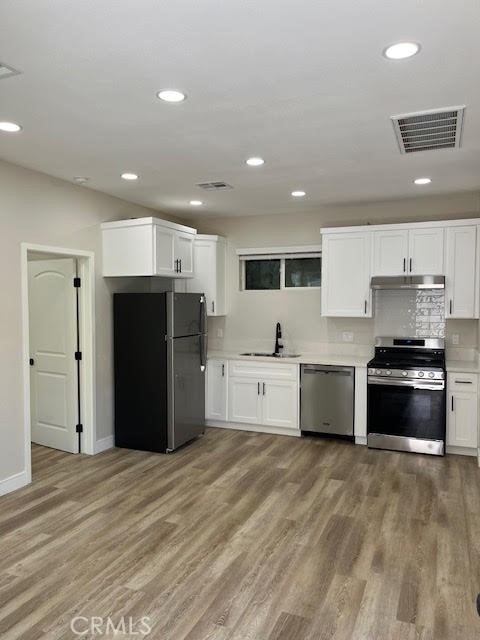 Detail Gallery Image 18 of 33 For 1861 S Redondo Bld, Los Angeles,  CA 90019 - – Beds | – Baths