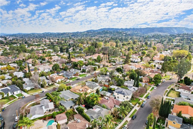 Detail Gallery Image 27 of 27 For 5362 Yolanda Ave, Tarzana,  CA 91356 - 3 Beds | 3 Baths