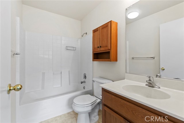 4347 Mathias, Merced CA: https://media.crmls.org/medias/33d4bb34-5c54-4774-8a49-33c7f7b9bfff.jpg