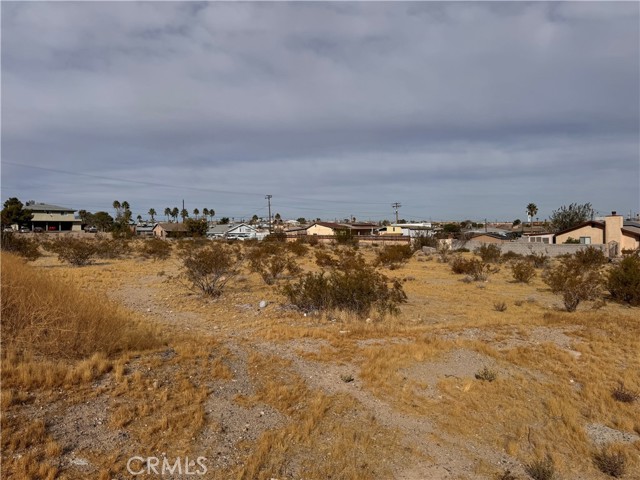 Detail Gallery Image 3 of 5 For 1241 Deseret Ave, Barstow,  CA 92311 - – Beds | – Baths