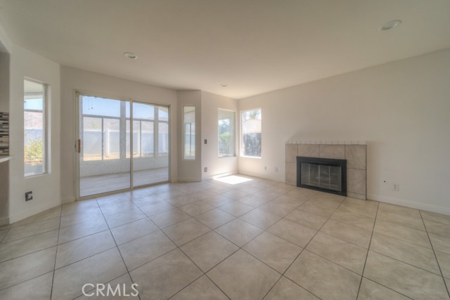 Detail Gallery Image 19 of 72 For 13220 Broken Bit Cir, Corona,  CA 92883 - 4 Beds | 2/1 Baths