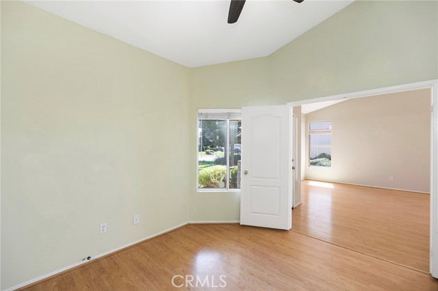 Detail Gallery Image 11 of 53 For 32176 Corte Florecita, Temecula,  CA 92592 - 3 Beds | 2 Baths