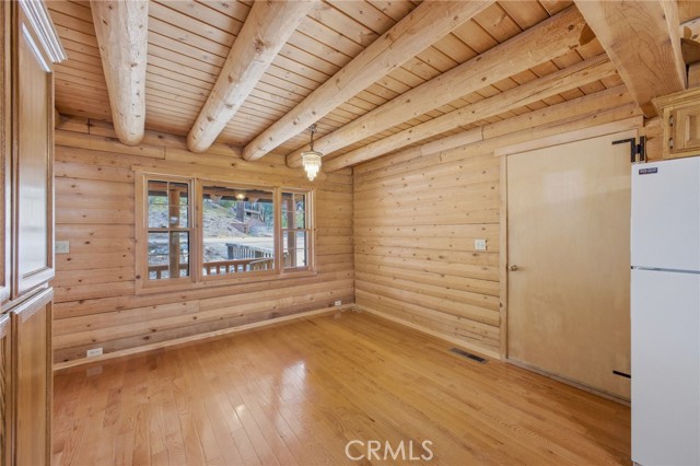 Detail Gallery Image 10 of 36 For 33052 Donner, Running Springs,  CA 92382 - 4 Beds | 2 Baths