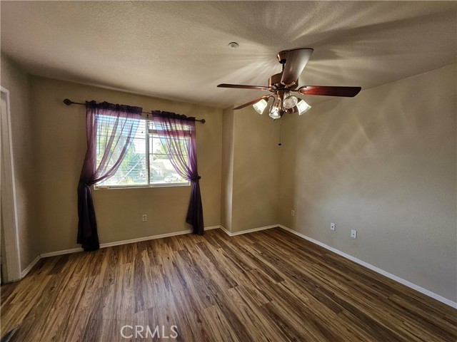 1366 Withorn Court, Riverside CA: https://media.crmls.org/medias/33d8400a-2591-4c37-a6bc-4c00d19efbd4.jpg