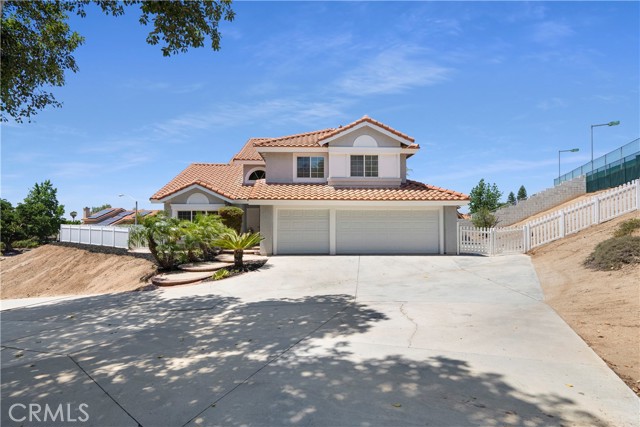 Image 2 for 6924 Cypress Grove Dr, Riverside, CA 92506