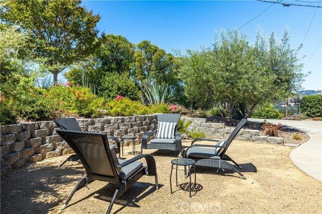 Detail Gallery Image 6 of 60 For 609 Shannon Hill Dr, Paso Robles,  CA 93446 - 3 Beds | 2/1 Baths