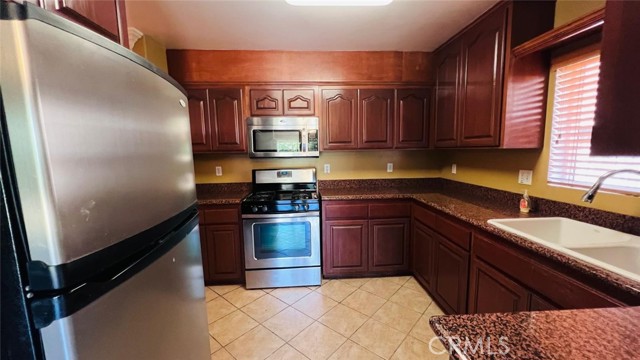 4847 W 115th Street, Hawthorne, California 90250, 3 Bedrooms Bedrooms, ,3 BathroomsBathrooms,Residential Lease,For Rent,4847 W 115th Street,CRSB24165745