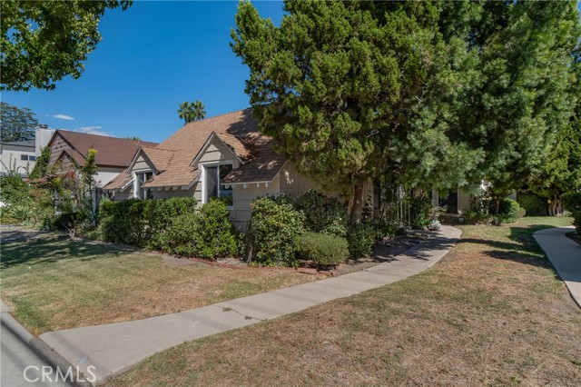 5424 Kester Avenue photo 19