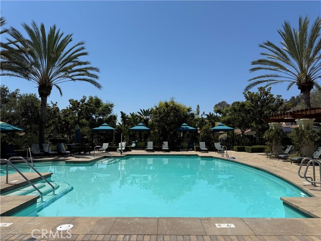 130 Luneta Lane, Rancho Mission Viejo CA: https://media.crmls.org/medias/33dc3900-e65b-4366-8278-2f0416ef31c5.jpg